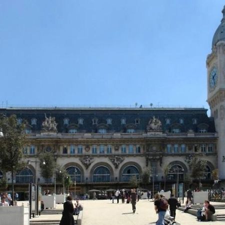Studio Neuf Entierement Equipe Et Bien Situe. Lejlighed Paris Eksteriør billede